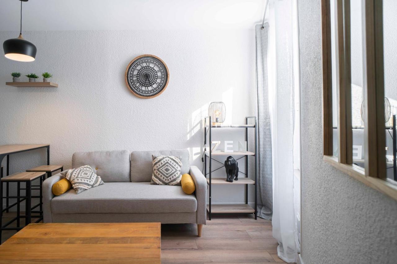 Onloc - Appart Reveil Proche Halles Avec Parking Pau Kültér fotó